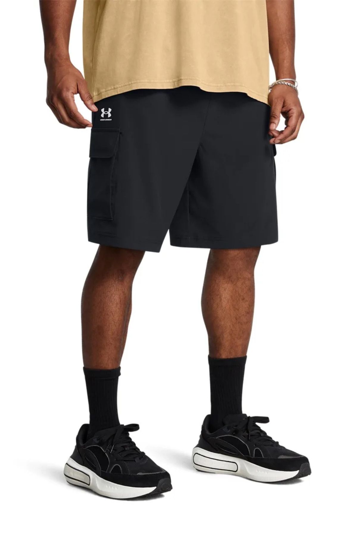 Under Armour Vibe Woven Cargo Short Ανδρικό Σορτς 1386560-001 Μάυρο