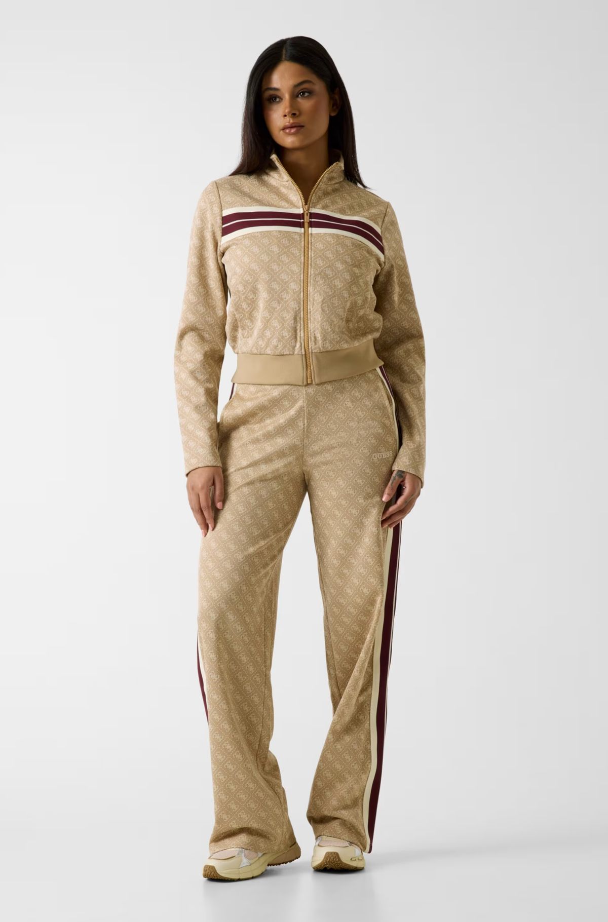 HTCLOTHES123 - 2026-05-22T183659.361