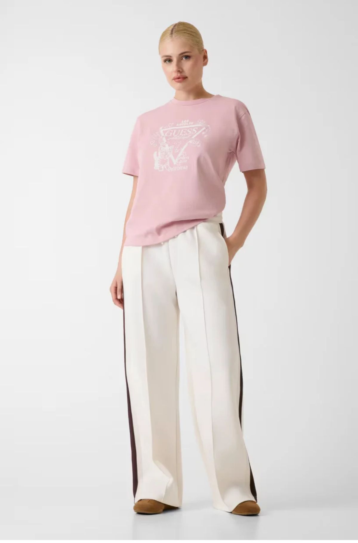 HTCLOTHES123 - 2026-10-16T144922.155