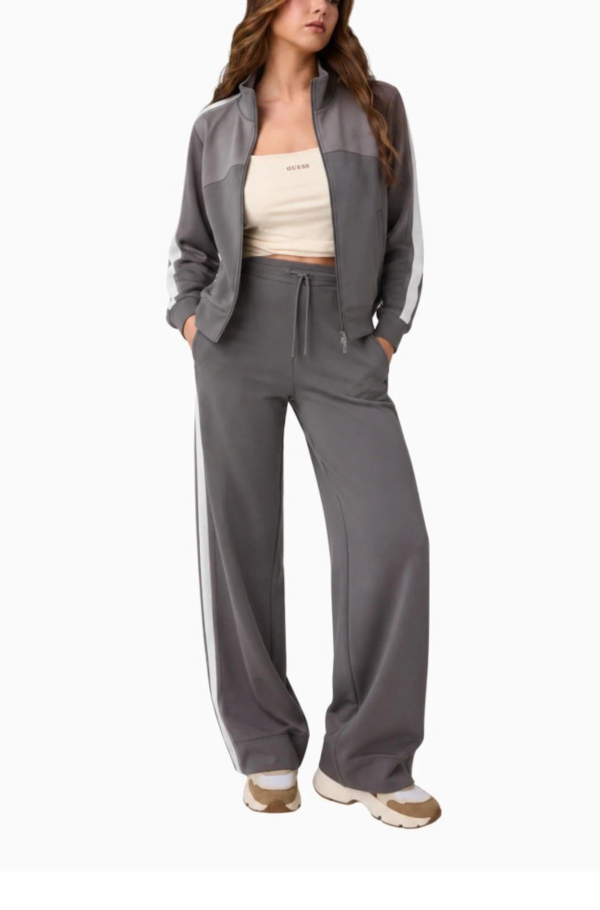 HTCLOTHES123 - 2026-10-26T154450.048
