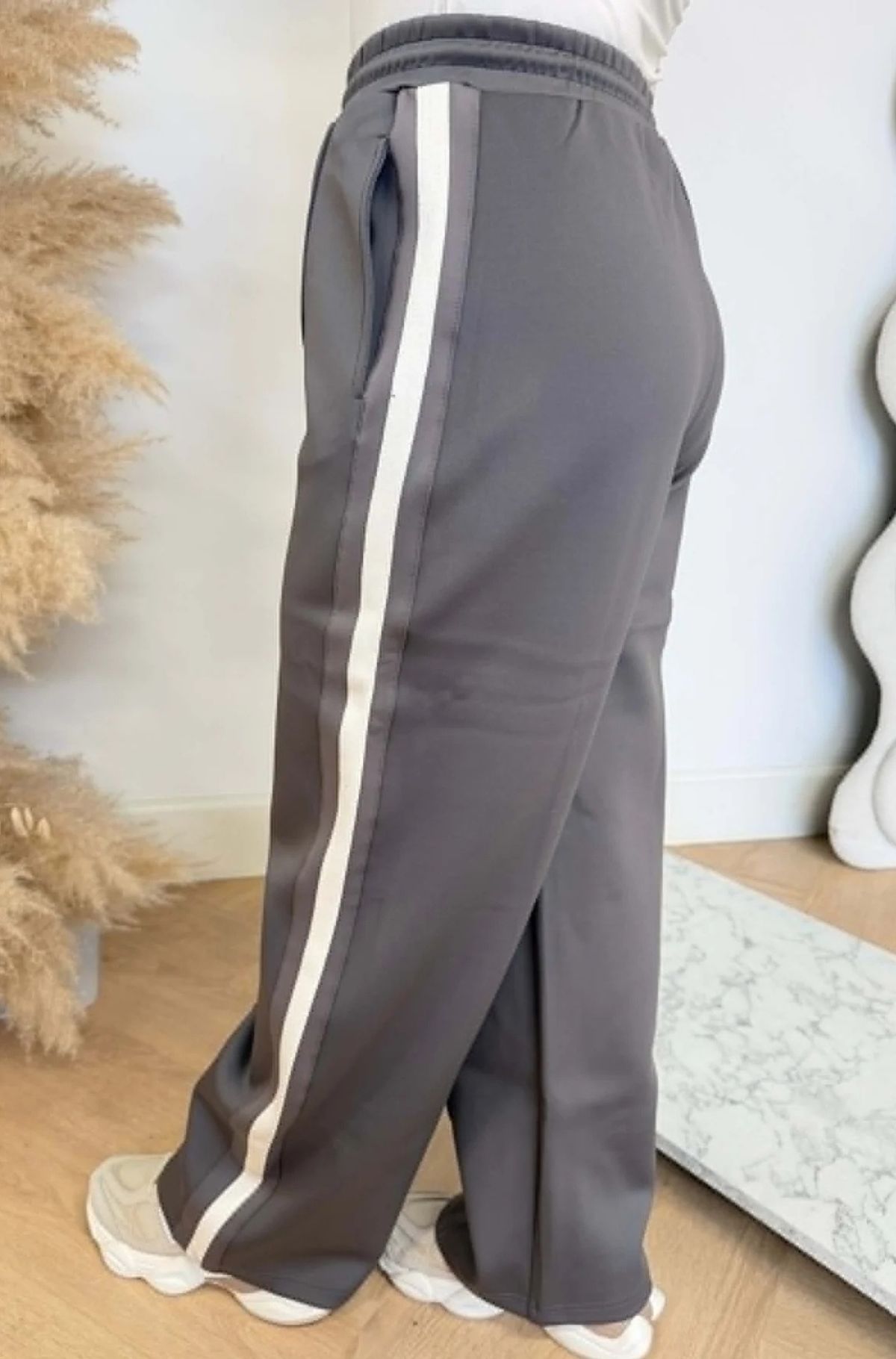 HTCLOTHES123 - 2026-10-26T155256.558